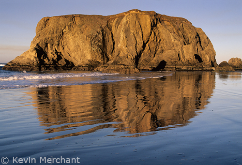 Elephant Rock at sunrise, Bandon, Oregon